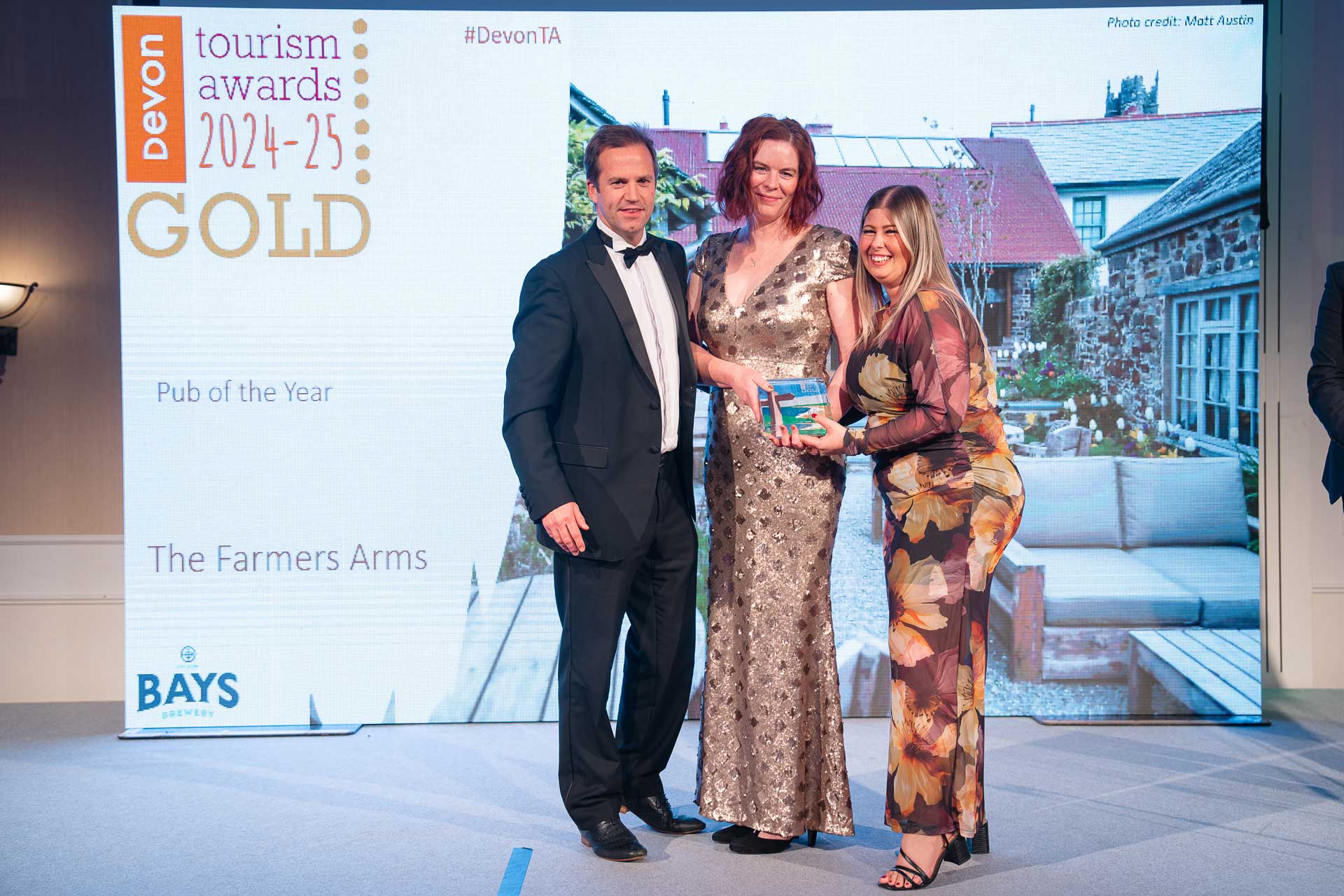 The Collective at Woolsery wins Pub of the Year at Devon Tourism Awards